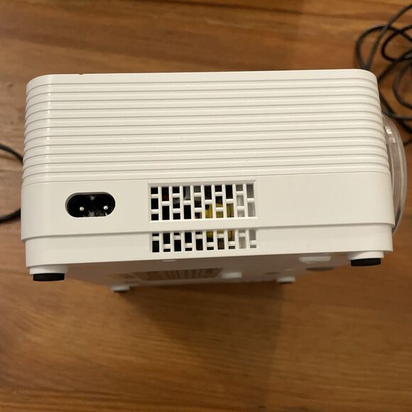 Vankyo Leisure 470R White Projector for Home Entertainment TESTED - Picture 7 of 16